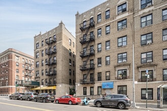 350 Fort Washington Ave in New York, NY - Foto de edificio - Building Photo