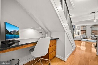 631 D St NW, Unit 845 in Washington, DC - Building Photo - Building Photo