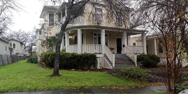 311 Mission St-Unit -311 Mission #2 in San Antonio, TX - Building Photo - Building Photo