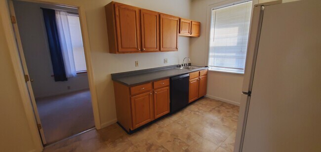 6244 Cabanne Ave in University City, MO - Building Photo - Building Photo