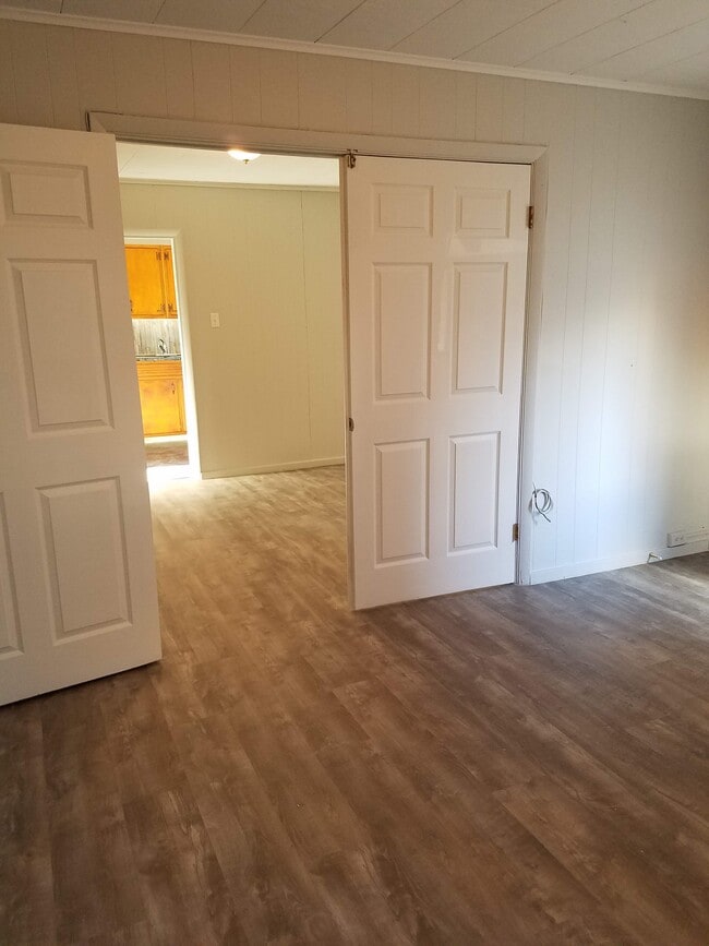 205 E 3rd Ave, Unit Ground Floor