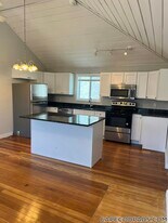155 Onset Ave in Wareham, MA - Building Photo