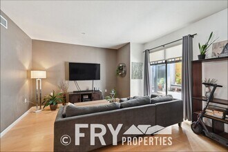 3225 Blake St in Denver, CO - Building Photo - Building Photo