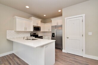 2273 W 2710 S in West Haven, UT - Building Photo - Building Photo