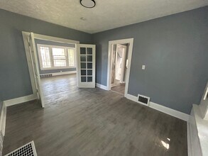 12808 Farringdon Ave in Cleveland, OH - Building Photo - Building Photo