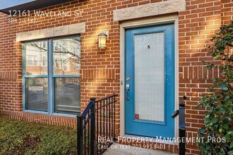 12161 Waveland St in Fairfax, VA - Building Photo - Building Photo