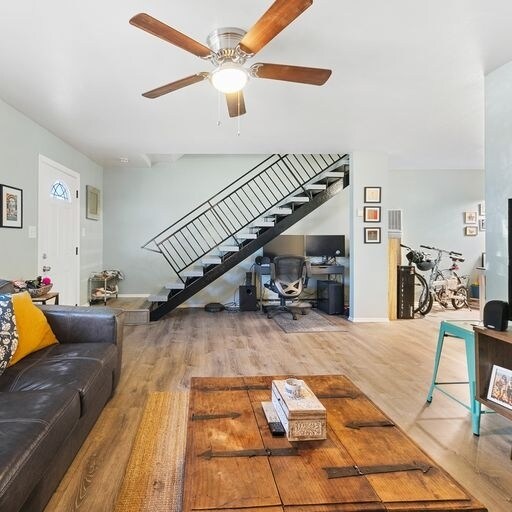 1535 Loma Ave in Long Beach, CA - Building Photo - Interior Photo