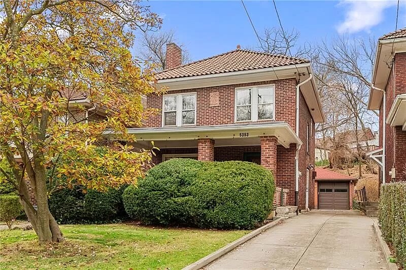 5353 Beeler St in Pittsburgh, PA - Foto de edificio