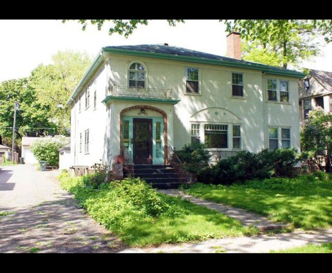 property at 1471 Portland Ave