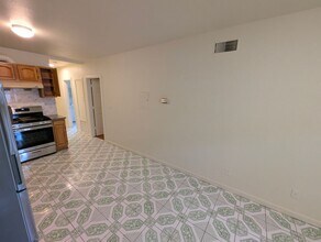 322 Peralta St in Oakland, CA - Building Photo - Building Photo