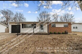 775 Sherwood Dr in Florissant, MO - Building Photo