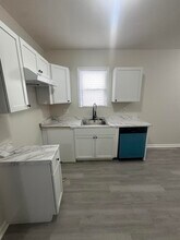 15827 Tracey St in Detroit, MI - Building Photo - Building Photo