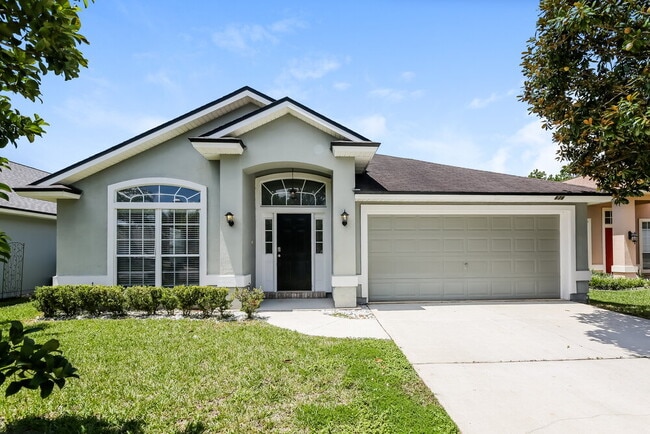 property at 878 S Lilac Loop