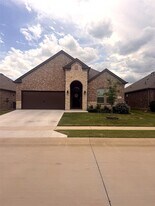 3027 Moccasin Ln, Unit 106 in Providence Village, TX - Building Photo