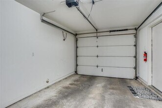 4241 Buena Vista St in Dallas, TX - Foto de edificio - Building Photo