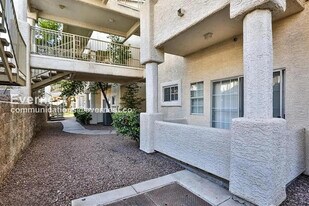 1917 Cutlass Dr in Henderson, NV - Building Photo