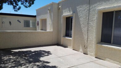 14002 N 30th Ln in Phoenix, AZ - Building Photo - Building Photo