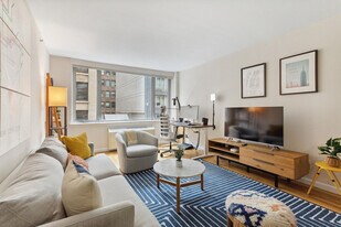 120 W 21st St, Unit FL6-ID337565P in New York, NY - Building Photo