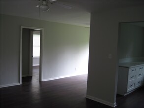 7522 S Hall St in Houston, TX - Building Photo - Building Photo