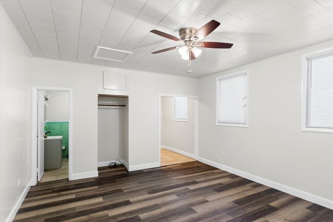 property at 1127 Washington St