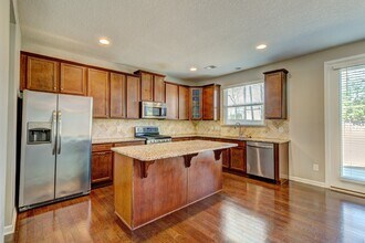 2024 Middleton Farm Dr in Belmont, NC - Building Photo - Building Photo