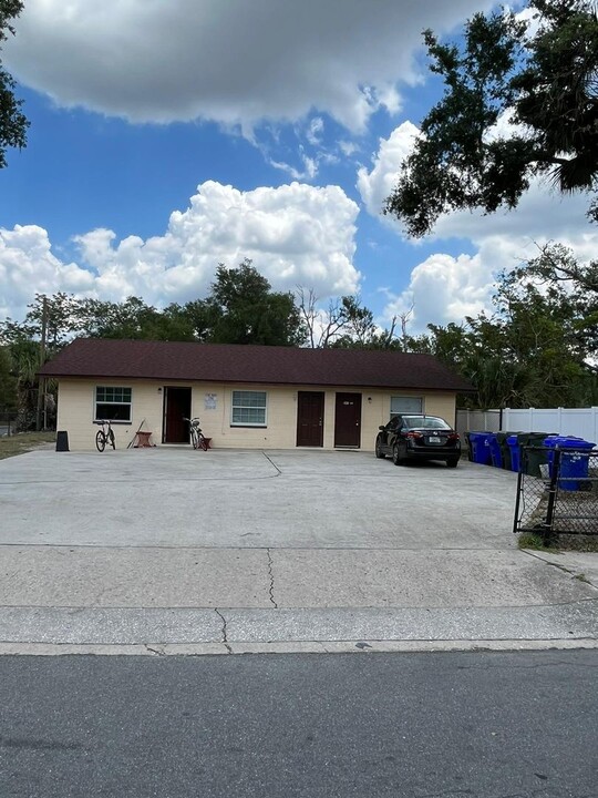 841 Texas Ave-Unit -843 Texas Avenue in Lakeland, FL - Building Photo