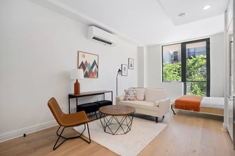 127 W 112th St, Unit 2D in New York, NY - Building Photo - Building Photo