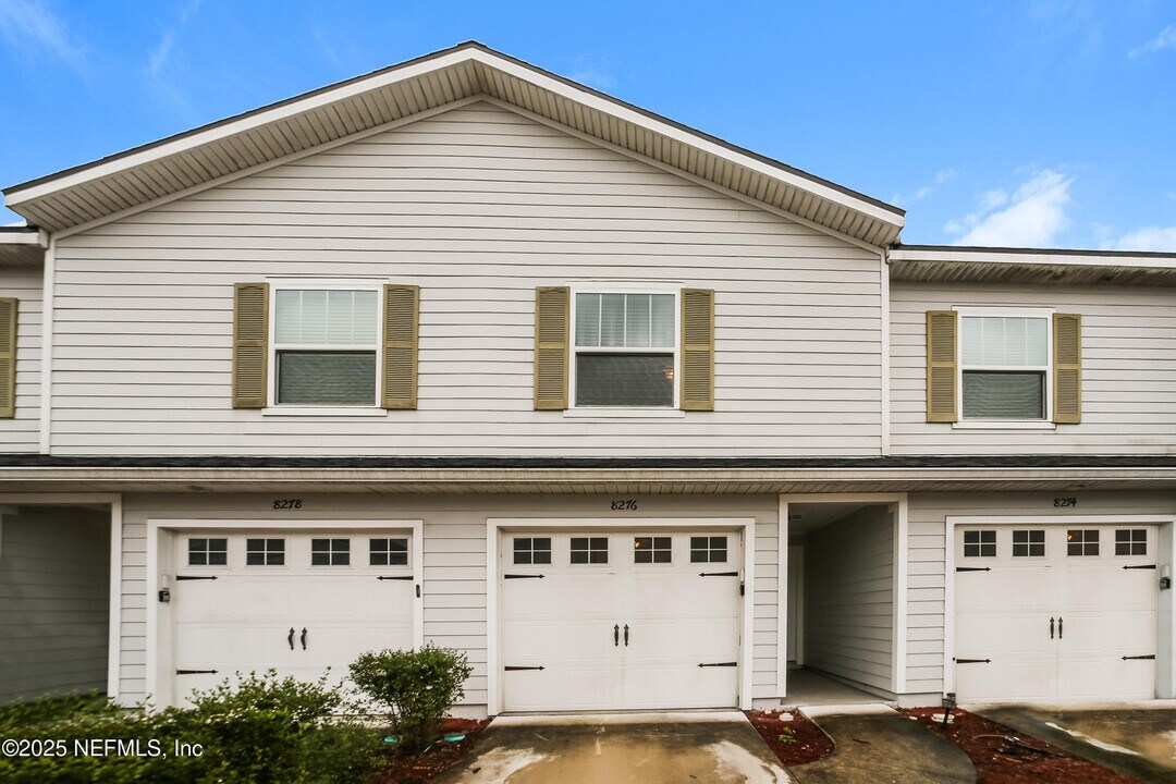 8276 Rigel Rd in Jacksonville, FL - Building Photo
