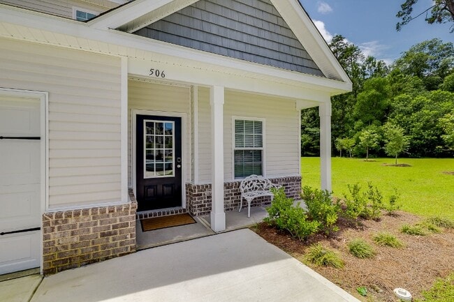 property at 506 Gov Treutlen Cir