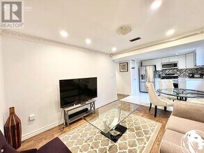 66 Overlord Crescent in Toronto, ON - Building Photo - Building Photo