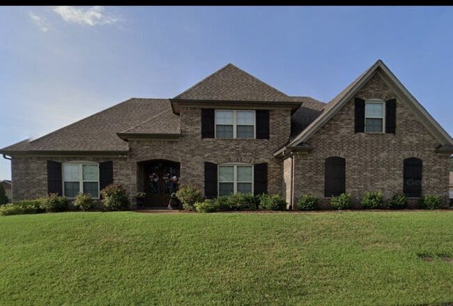 204 Ettington Dr in Gallatin, TN - Building Photo - Building Photo