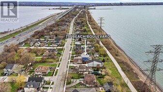 777 Beach Blvd in Hamilton, ON - Building Photo