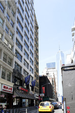 110 Fulton St in New York, NY - Building Photo - Building Photo