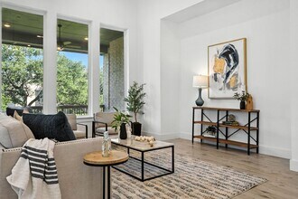 220 Corazon in Boerne, TX - Building Photo - Building Photo