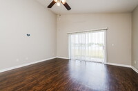 4435 Spring Blossom Dr in Kissimmee, FL - Building Photo - Building Photo