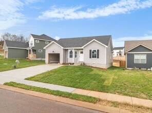 525 Judah Cir in Clarksville, TN - Building Photo - Building Photo