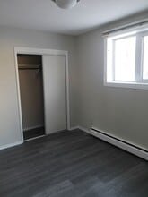 10730 84 Av NW, Unit Sherwood Glen in Edmonton, AB - Building Photo - Building Photo