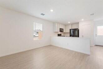 2053 Sulky Ln in Aubrey, TX - Building Photo - Building Photo