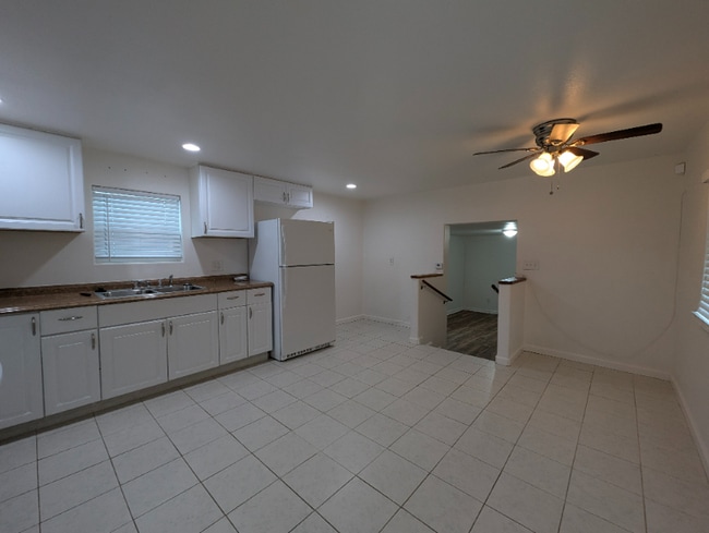 4980 Lincoln Blvd in Oroville, CA - Foto de edificio - Building Photo