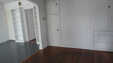 353 Demain Ave, Unit 2 in Morgantown, WV - Building Photo - Building Photo