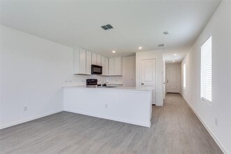 6233 Kingfisher Wy in Princeton, TX - Building Photo - Building Photo