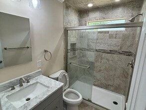 1952 Ravenwood Dr in Toms River, NJ - Building Photo - Building Photo