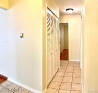 666 E Fox Hills Dr photo'