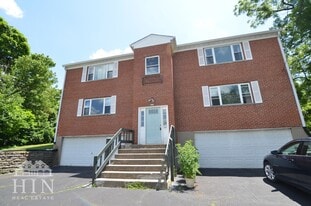 4216 Settle St, Unit 2 in Cincinnati, OH - Building Photo