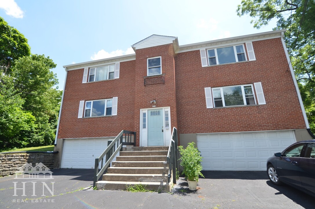 4216 Settle St, Unit 1 in Cincinnati, OH - Building Photo