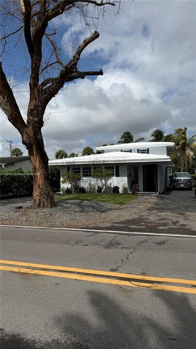 1209 Campo Sano Ave in Coral Gables, FL - Building Photo