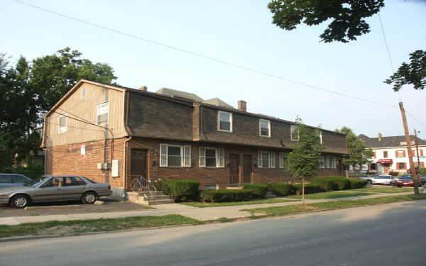 1550 Neil Ave in Columbus, OH - Foto de edificio - Building Photo