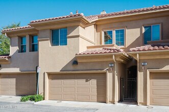 1454 Patricia Ave in Simi Valley, CA - Building Photo - Building Photo