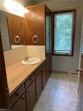 4435 Ridgedale Dr in Akron, OH - Building Photo - Building Photo