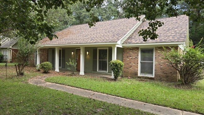 property at 405 Brentwood Dr